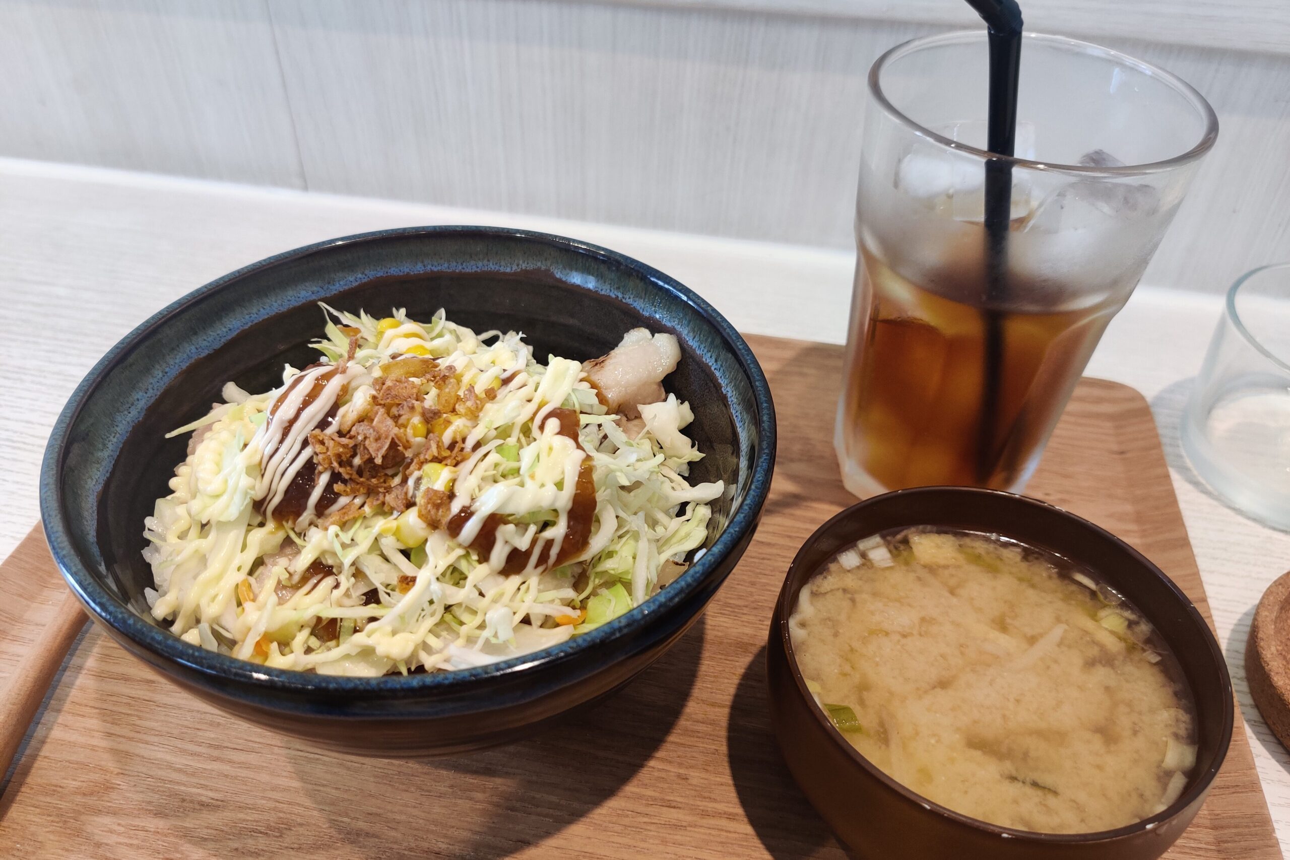 蘆花公園駅間のデリで食べたシシリアンライス
